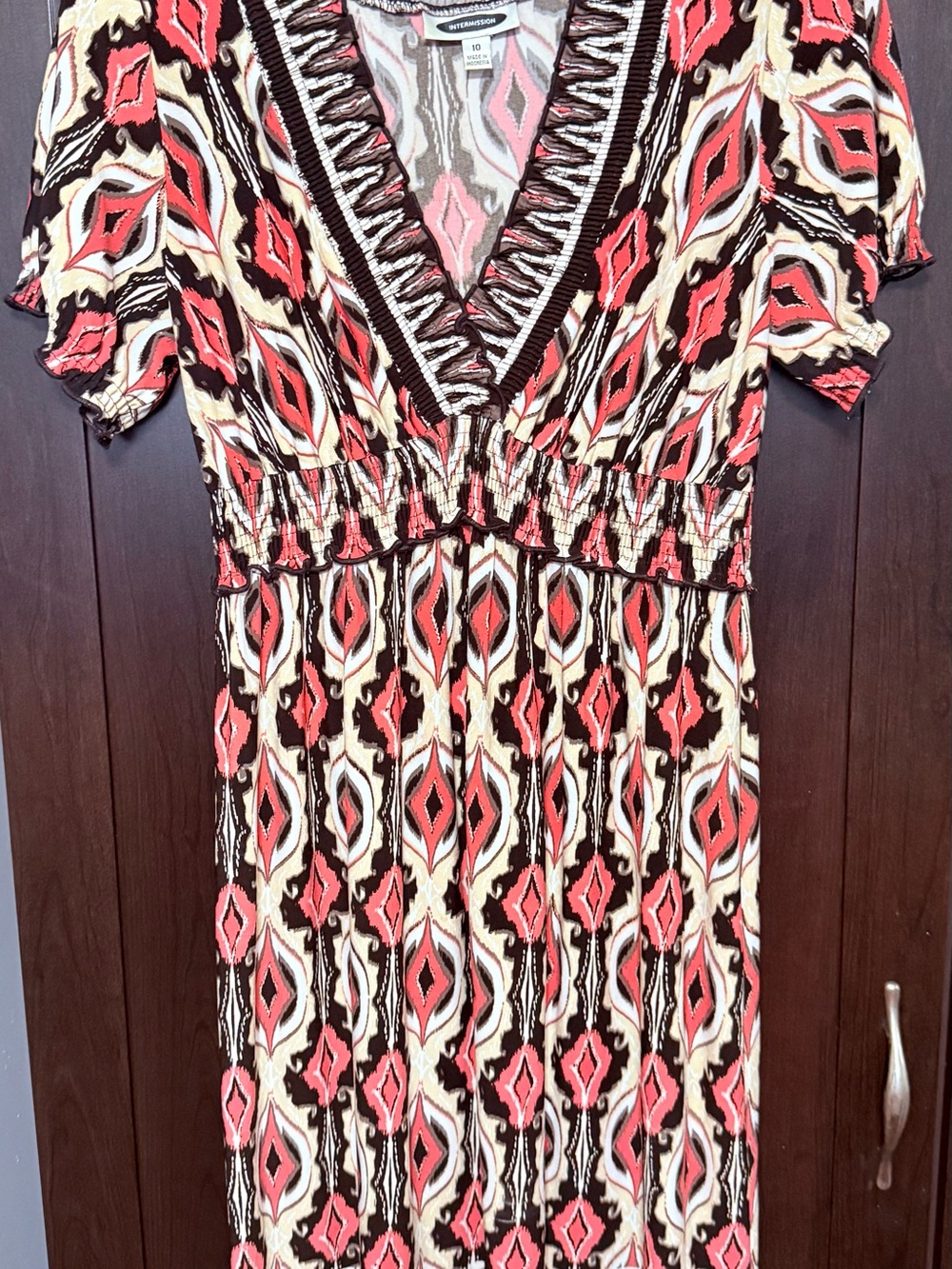 Women's Printed V-Neck Dress in Coral and Black